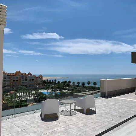 Penthouse With Wide Terrace Next To The Ocean Apartman
